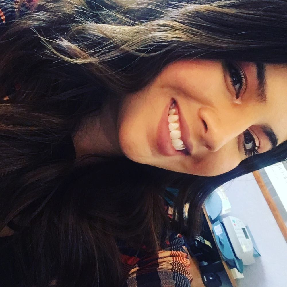 Meet your Posher, Alejandra
